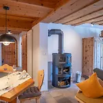 Chesa Anemona Al Lej By Interhome *